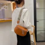 Genuine leather semicircle saddle bag - Image 15