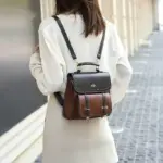 Vintage high quality little bee leather backpack - Image 15