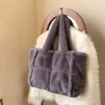 Large capacity splicing faux fur shoulder bag - Image 14