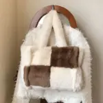Large capacity splicing faux fur shoulder bag - Image 16