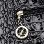 Crocodile pattern luxury tote bag - Image 10