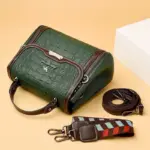 Vintage crocodile pattern satchel bag - Image 11