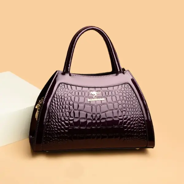Crocodile pattern bright leather tote bag - Image 11