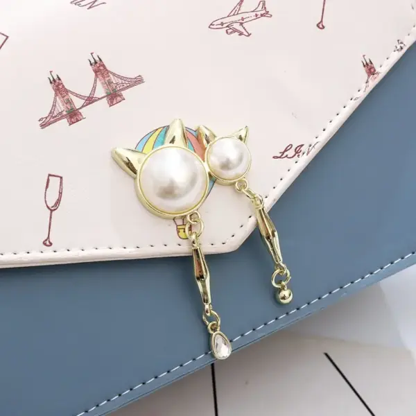 Modern stylish color printing sling bag - Image 8