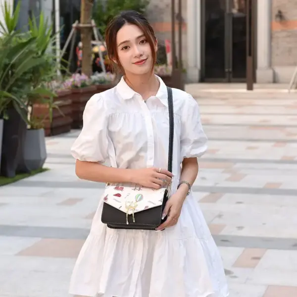 Modern stylish color printing sling bag - Image 15