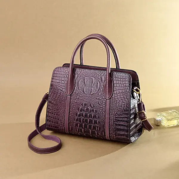 Crocodile embossed vintage women tote bag - Image 22