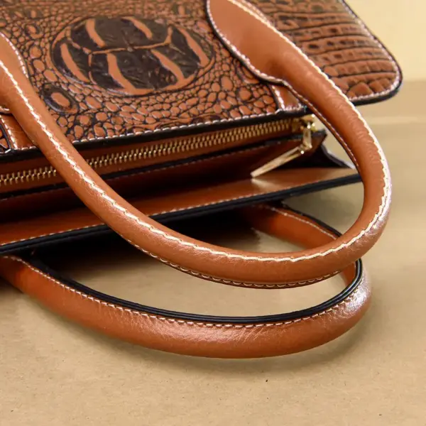 Crocodile embossed vintage women tote bag - Image 11