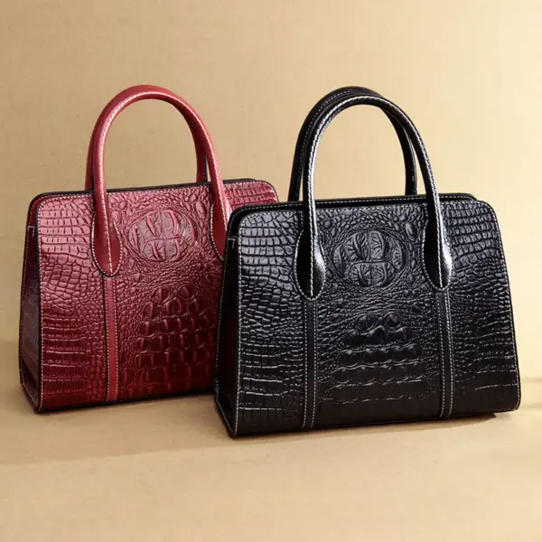 Crocodile embossed vintage women tote bag - Image 9