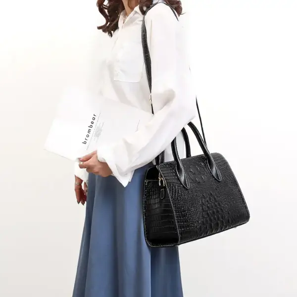 Crocodile embossed vintage women tote bag - Image 5