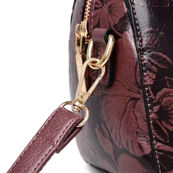 Flower embossed vintage tote bag - Image 6