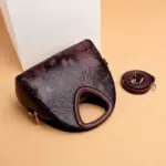 Flower embossed vintage tote bag - Image 8