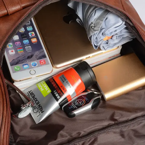 Large capacity classic leather backpack - Image 13