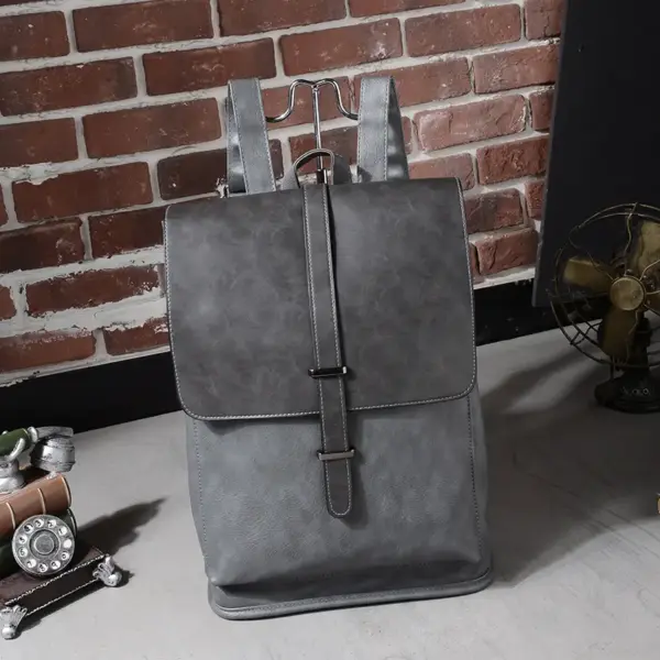 Large capacity oil wax leather backpack - Image 7
