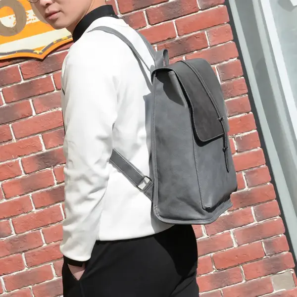 Large capacity oil wax leather backpack - Image 12