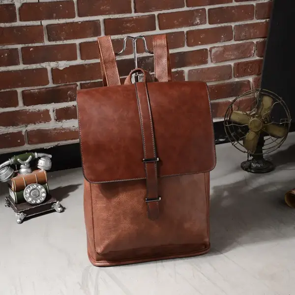 Large capacity oil wax leather backpack - Image 10