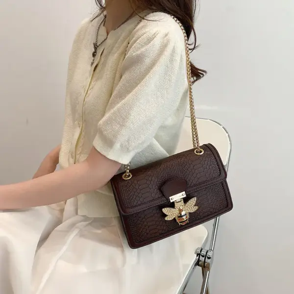 Little bee lock decor luxury chain bag - Image 10