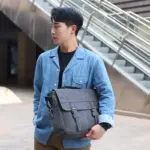 Mens vintage leather messenger bag - Image 11