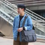 Mens vintage leather messenger bag - Image 12