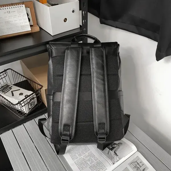 Vintage flap pattern large capacity backpack - Image 17