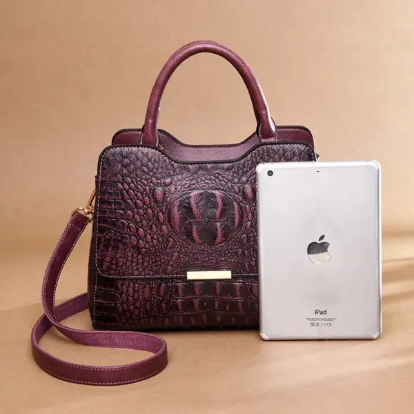 Vintage luxury crocodile tote bag - Image 11