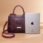 Vintage luxury crocodile tote bag - Image 12