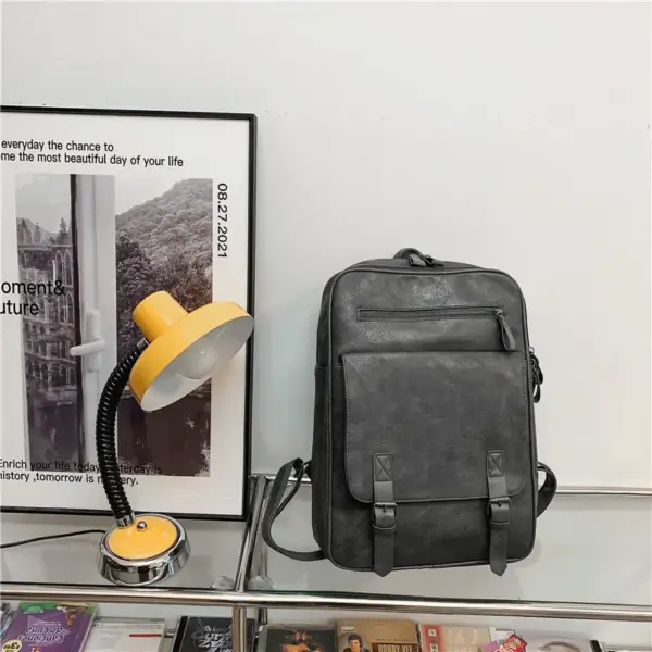 Vintage zipper closure large capacity backpack - Image 5
