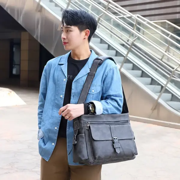 Vintage zipper closure mens messenger bag - Image 7