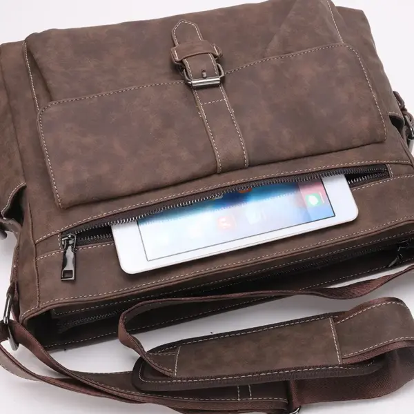 Vintage zipper closure mens messenger bag - Image 15