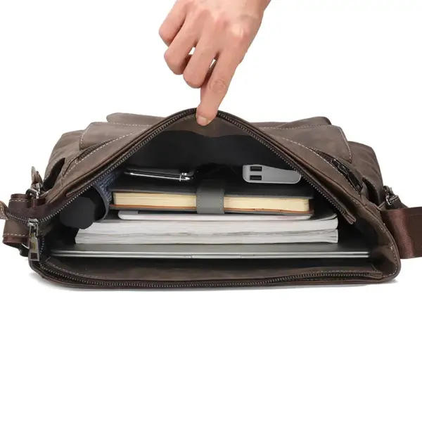 Vintage zipper closure mens messenger bag - Image 17