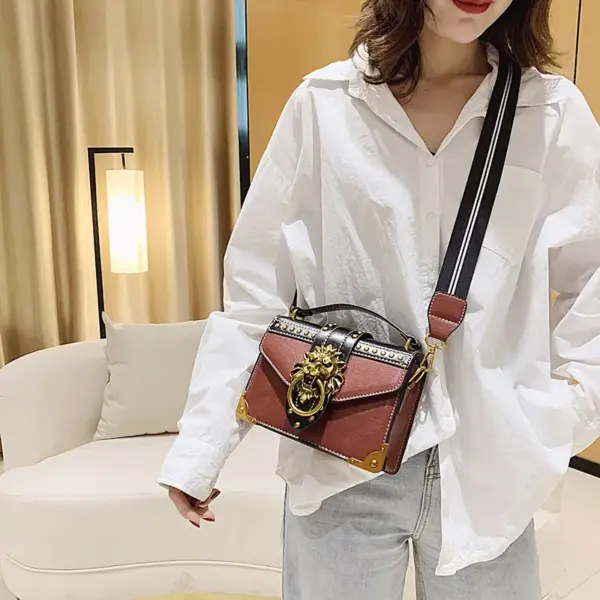 Metal lion head lock designer handbag - Image 8