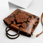 Round handle flower embossed tote bag - Image 9