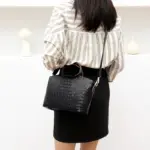 Round handle vintage croc tote bag - Image 17