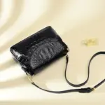 Vintage luxury crocodile pattern shoulder bag - Image 6
