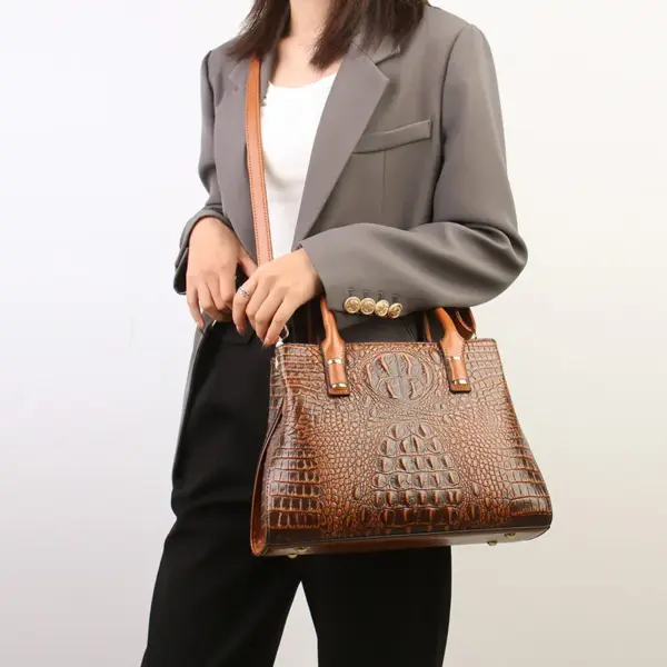 Vintage stylish crocodile tote bag - Image 19