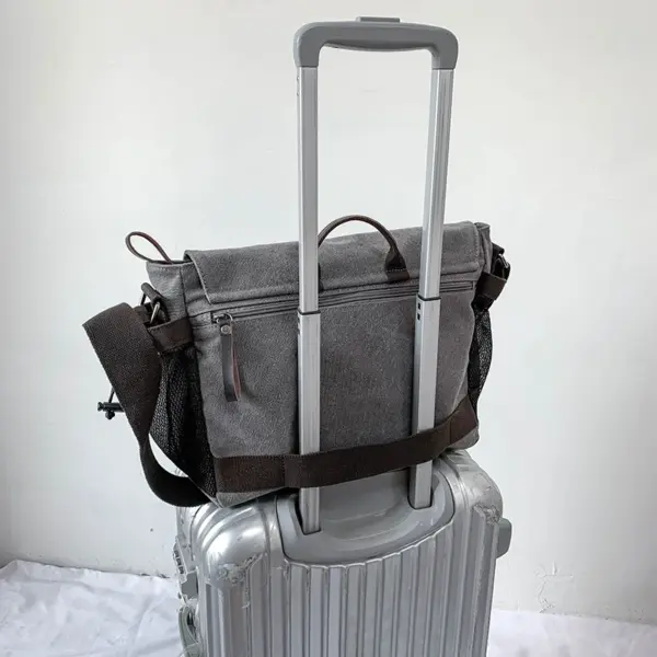 Canvas large capacity messenger bag - Image 7