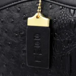 Round handle ostrich pattern tote bag - Image 7