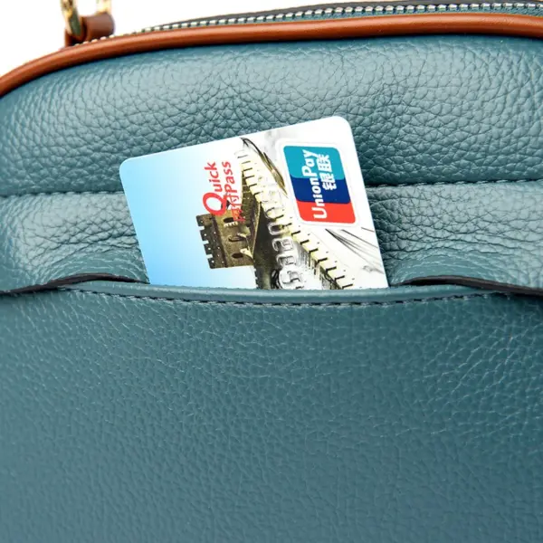 Square luxury designer bag - Image 9