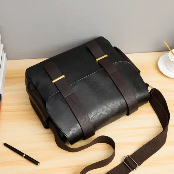 Vintage men`s leather messenger bag - Image 5