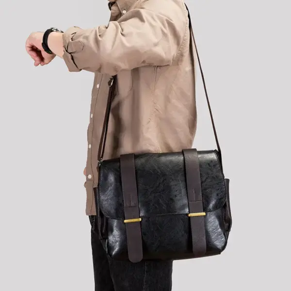 Vintage men`s leather messenger bag - Image 8