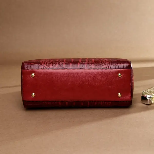 Crocodile pattern luxury round designer tote - Image 10