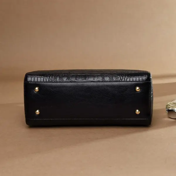 Crocodile pattern luxury round designer tote - Image 11