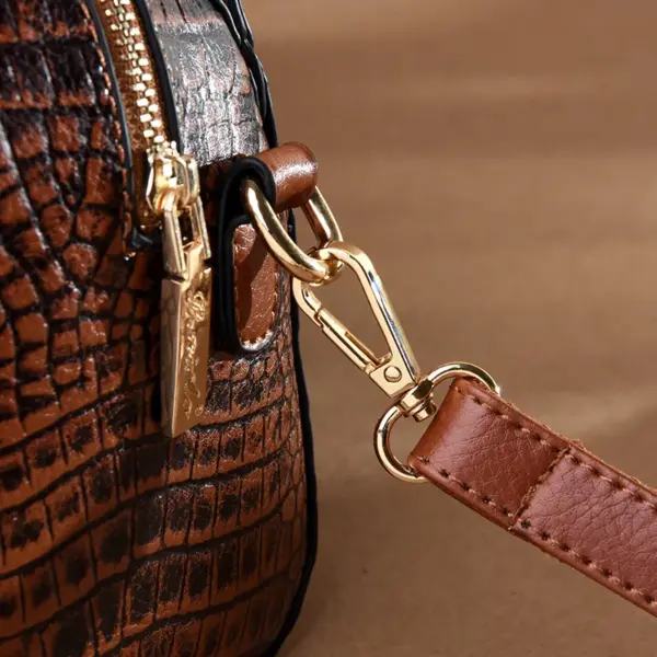 Crocodile pattern luxury round designer tote - Image 15