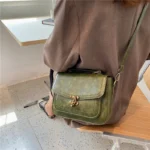 Vintage women leather messenger bag - Image 8