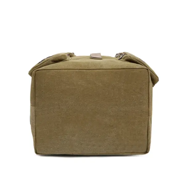 Super large capacity outdoor mountaineering backpack - Image 4