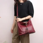 Elegant premium tassel decor shoulder tote bag - Image 19