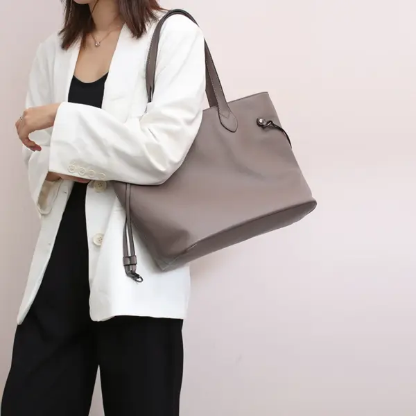 Large capacity elegant women shopping tote - Image 14