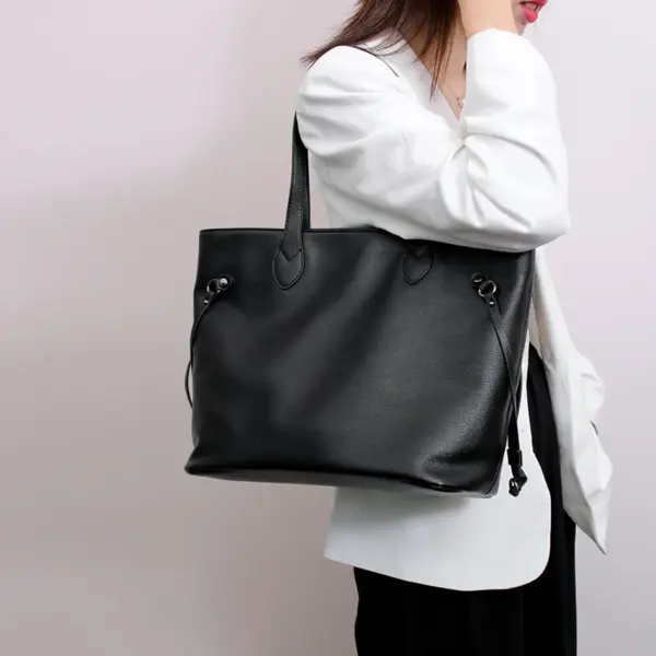 Large capacity elegant women shopping tote - Image 17