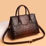 Large capacity women crocodile vintage tote bag - Image 8