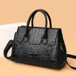 Large capacity women crocodile vintage tote bag - Image 11