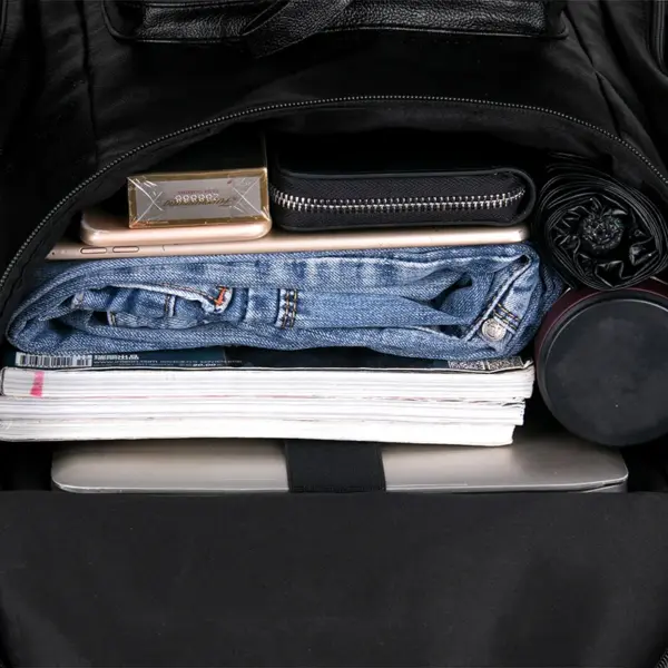 Large capacity independent shoe layer design leather backpack - Image 7